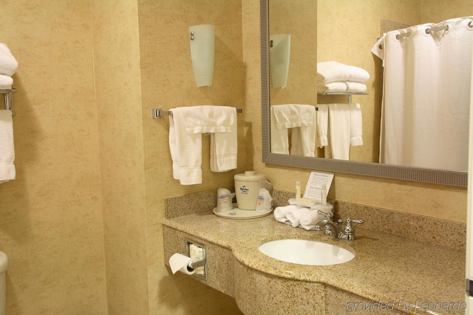 Holiday Inn Express Hotel And Suites Orange, An Ihg Hotel Quarto foto
